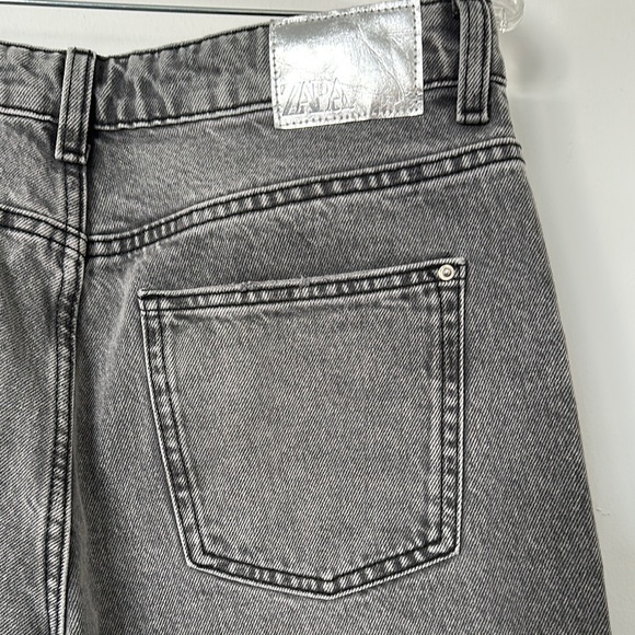 Zara High-Waisted Baggy Jeans, sz. 8 - Picture 4 of 5